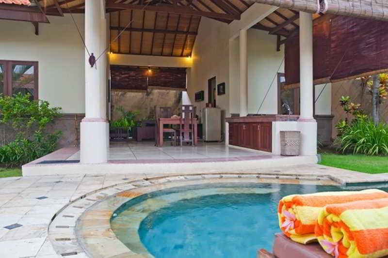 Grand Bali Villa Legian Extérieur photo